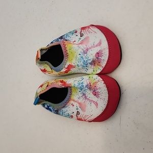 NWOT Apolter Baby Boys and Girls Swim Water Shoes Barefoot